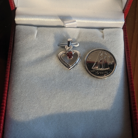 Ruby pendant - Picture 2 of 2